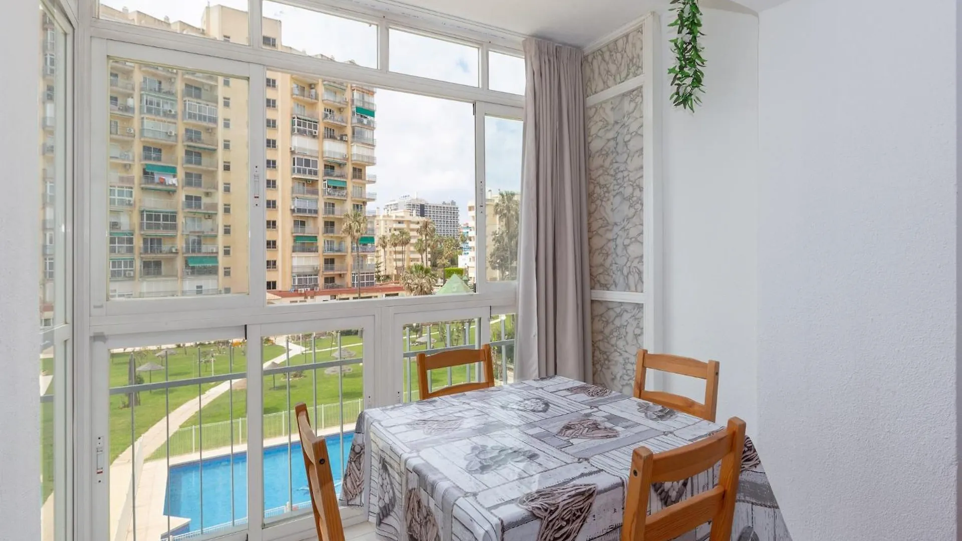 Garceta - Apartment In Benalmadena Free Wifi Arroyo De La Miel 0*,  Spain